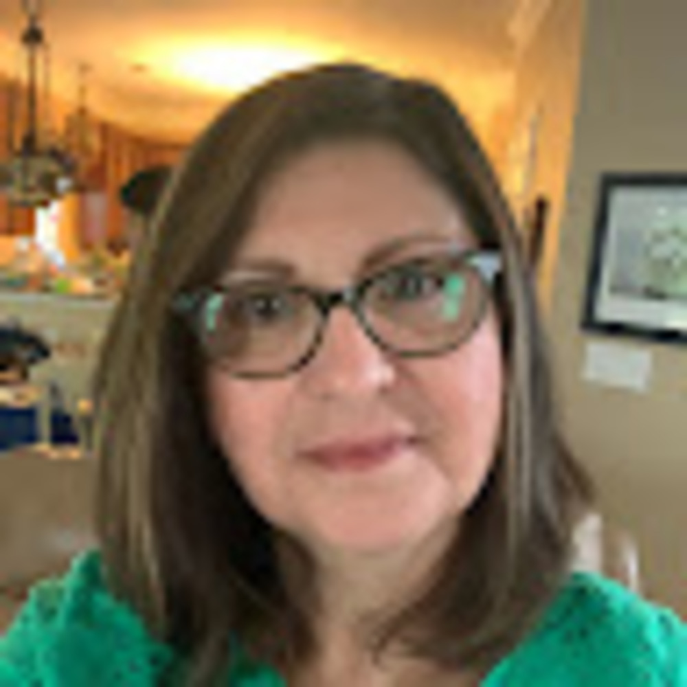 Meet your Posher, Angela